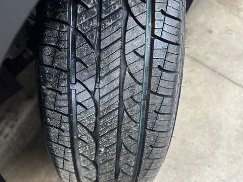 Certified 2023 GMC Terrain SLE image 35