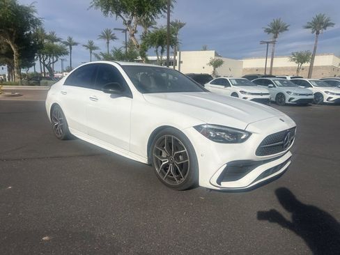 Used 2022 Mercedes-Benz C 300 Sedan image 3