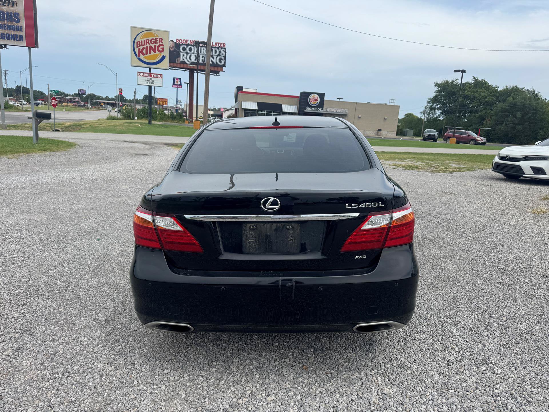 Used 2011 Lexus LS 460 L w/ Luxury Pkg AWD/4WD image 6