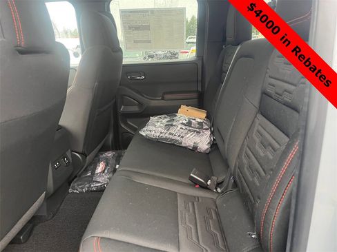 New 2025 Nissan Frontier PRO-4X w/ Pro Convenience Package image 17