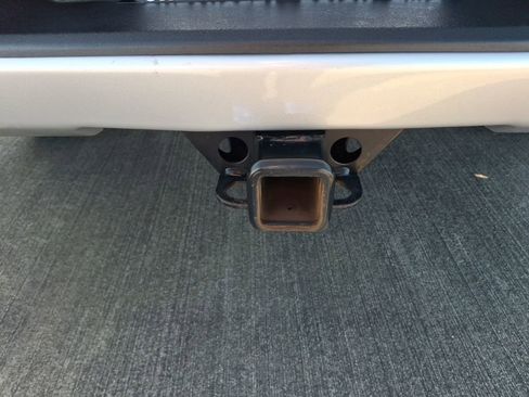 Used 2022 GMC Sierra 1500 AT4 w/ AT4 Preferred Package image 10