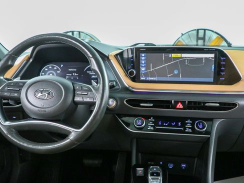 Used 2021 Hyundai Sonata Limited FWD image 17