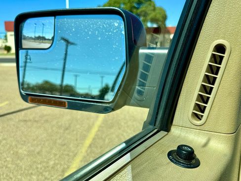 Used 2014 Ford F150 King Ranch w/ King Ranch Luxury Package image 16