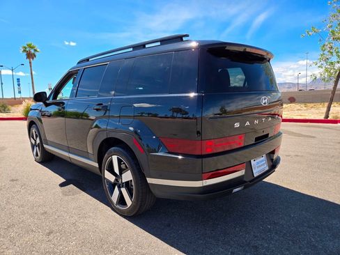 Used 2025 Hyundai Santa Fe Limited FWD image 5