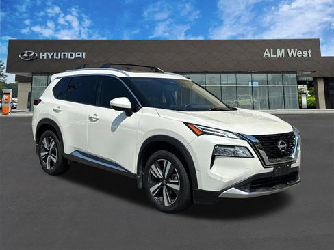 Used 2022 Nissan Rogue Platinum w/ Head-Up Display Package FWD image 3