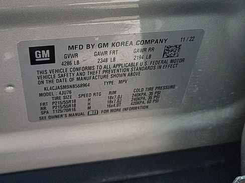 Used 2022 Buick Encore Preferred w/ Safety Package FWD image 32