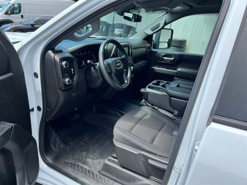 Used 2025 GMC Sierra 2500 Pro AWD/4WD image 16