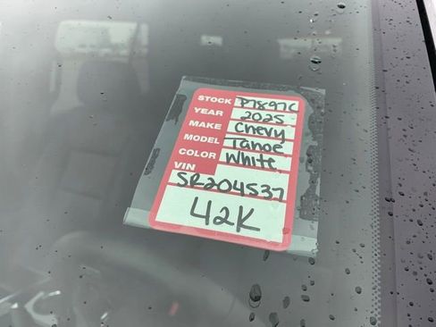 Used 2025 Chevrolet Tahoe LT image 40