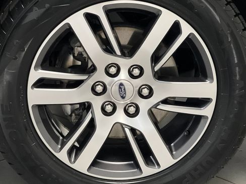 Used 2023 Ford Expedition Limited AWD/4WD image 87