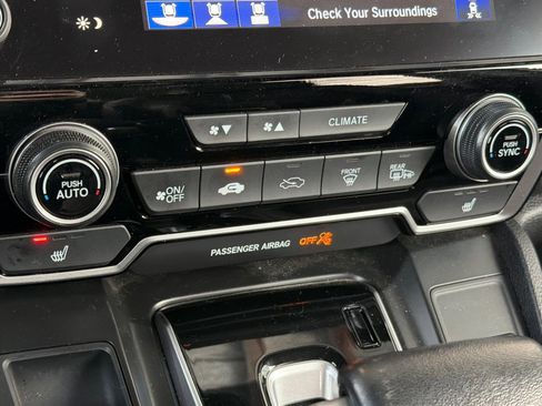 Used 2018 Honda CR-V Touring image 19