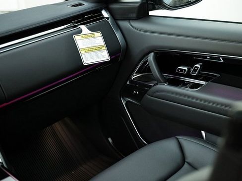 New 2026 Land Rover Range Rover SE image 38