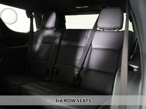 Used 2025 Chevrolet Tahoe LT image 9