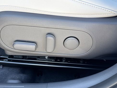 New 2026 Hyundai Kona SEL Premium image 16