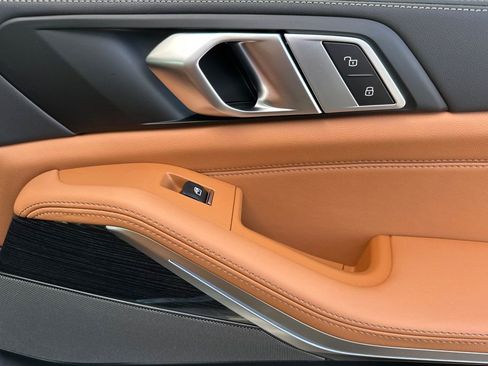 New 2026 BMW X5 xDrive50e w/ Executive Package image 19