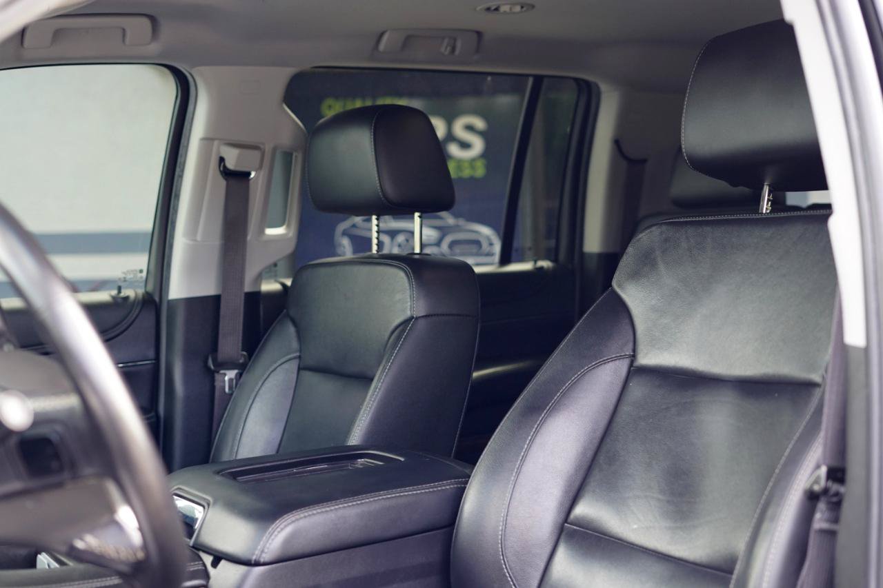 Used 2020 Chevrolet Suburban LT RWD image 13