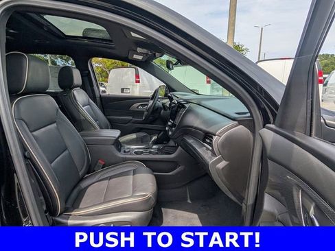 Used 2023 Chevrolet Traverse Premier w/ Redline Edition FWD image 18