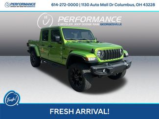 Used 2025 Jeep Gladiator Sport AWD/4WD video 1
