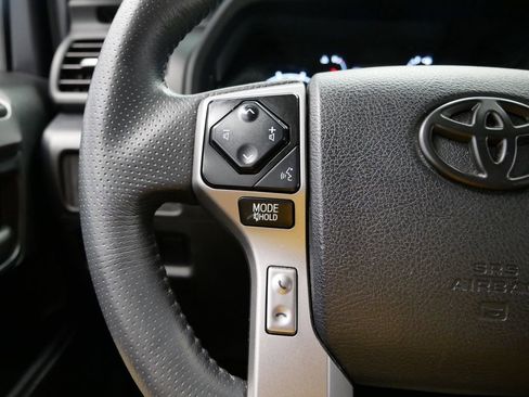 Used 2020 Toyota 4Runner SR5 Premium image 24