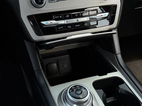 Certified 2023 Ford Explorer XLT AWD/4WD image 16