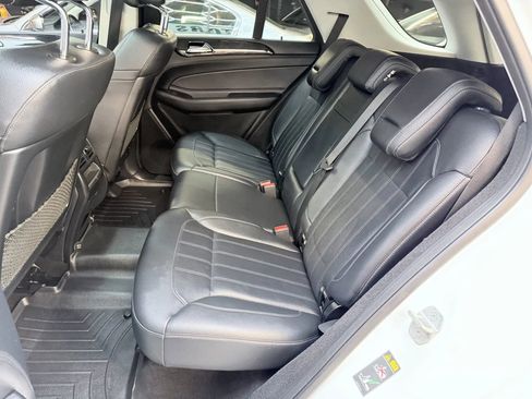 Used 2018 Mercedes-Benz GLE 43 AMG GLE 43 Sport Utility 4D image 26