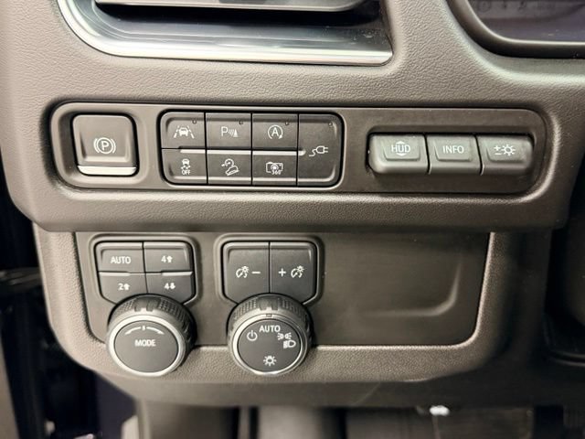 Certified 2022 Chevrolet Tahoe Premier AWD/4WD image 15
