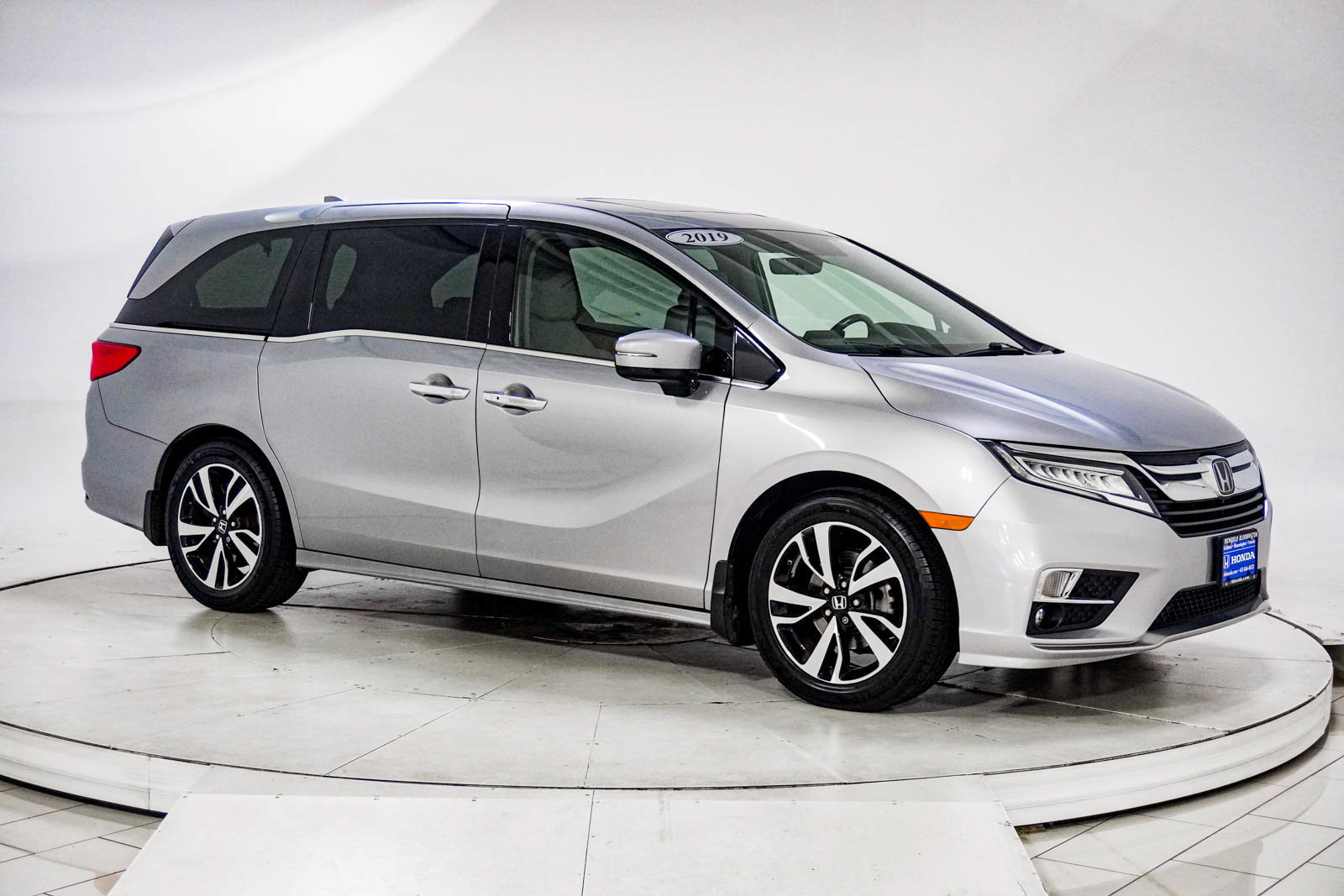 Used 2019 Honda Odyssey Elite image 13