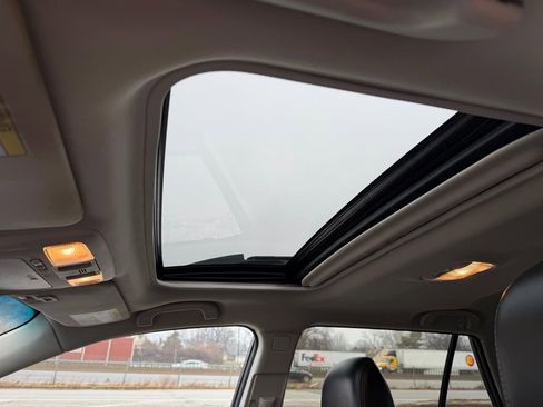 Used 2015 Subaru Outback 2.5i Limited image 23