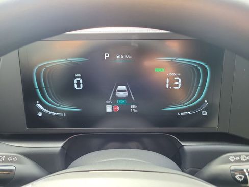 New 2026 Kia Niro LX FWD image 25