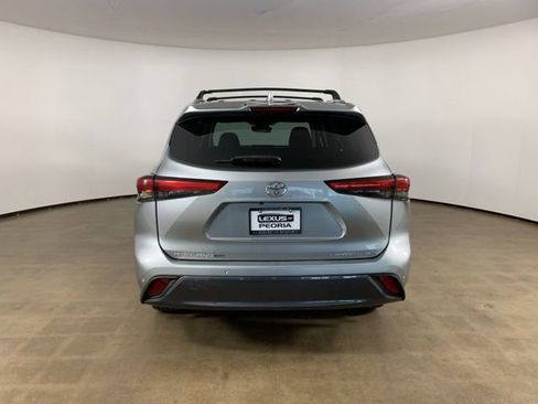 Used 2020 Toyota Highlander Limited AWD/4WD image 10