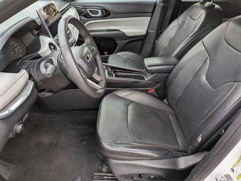 Certified 2023 Jeep Compass Limited image 12