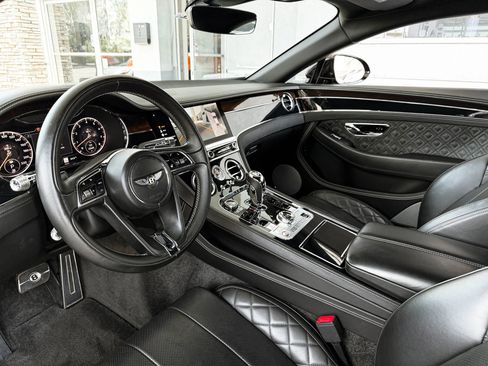 Used 2020 Bentley Continental GT V8 AWD/4WD image 23