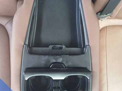 Used 2018 BMW X5 sDrive35i RWD image 16