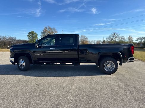 New 2026 Chevrolet Silverado 3500 LTZ w/ LTZ Convenience Package image 4