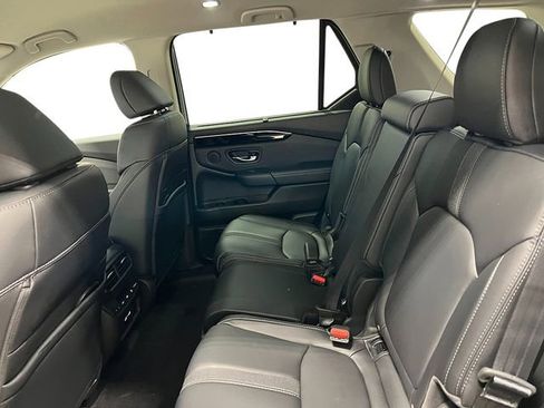 Used 2025 Honda Pilot EX-L image 29