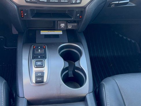 Used 2021 Honda Pilot Special Edition image 15