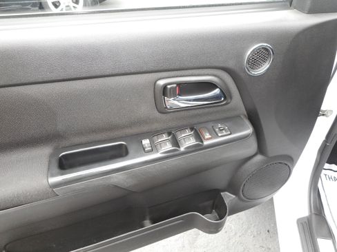 Used 2012 Chevrolet Colorado LT AWD/4WD image 16