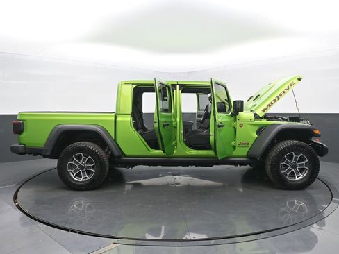 Used 2025 Jeep Gladiator Mojave w/ Safety Group image 57