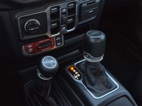 Used 2023 Jeep Gladiator Rubicon w/ LED Lighting Group image 19