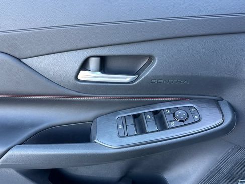 New 2026 Nissan Sentra SR w/ SR Premium Package FWD image 8