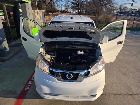 Used 2020 Nissan NV200 SV w/ Back Door Glass Package image 56