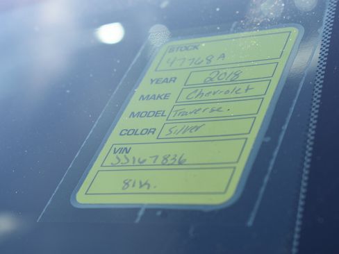 Used 2018 Chevrolet Traverse LT image 14