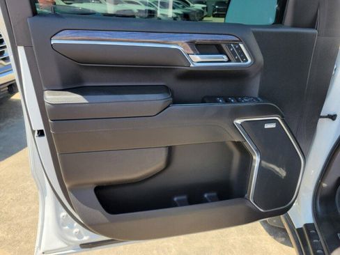 Used 2023 Chevrolet Silverado 1500 LTZ w/ LTZ Premium Package image 24