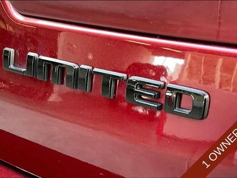 Certified 2023 Jeep Grand Cherokee Limited w/ Luxury Tech Group II RWD image 7