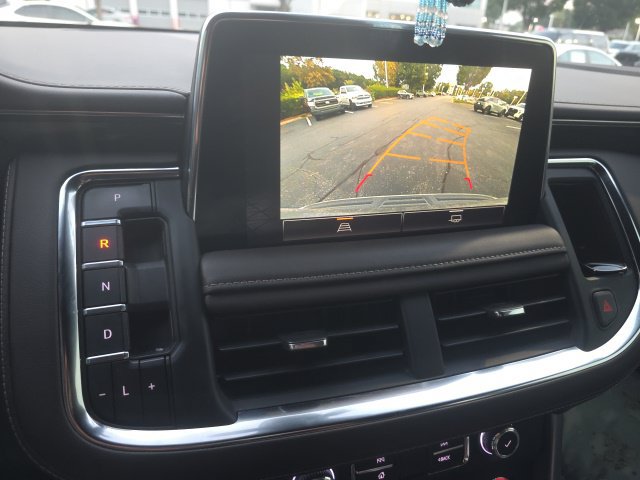Used 2022 GMC Yukon SLE w/ Gmc Pro Safety Plus Package AWD/4WD image 16