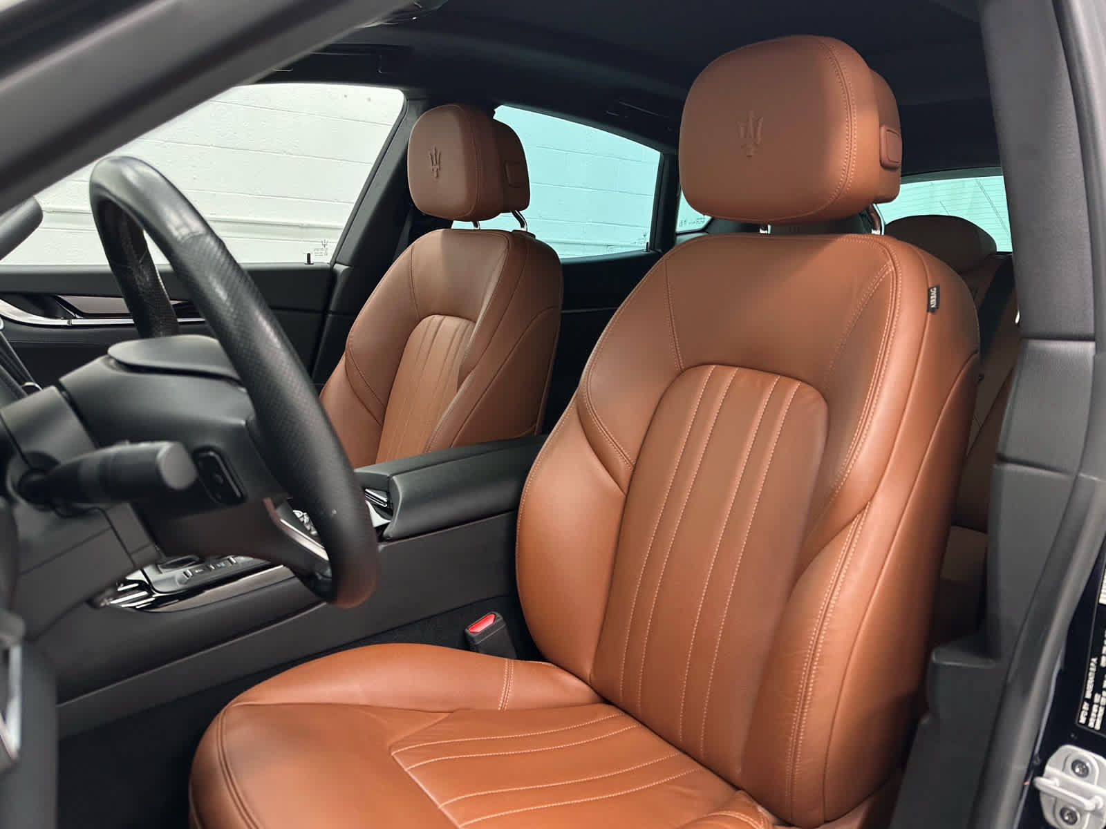 Used 2023 Maserati Levante GT AWD/4WD image 13