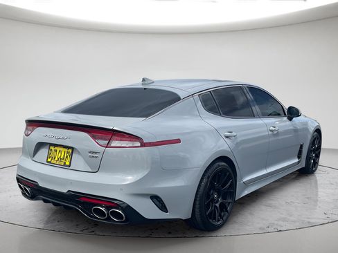 Used 2022 Kia Stinger GT1 AWD/4WD image 3