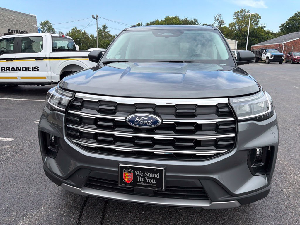 New 2026 Ford Explorer Active w/ Active Comfort Package AWD/4WD image 8