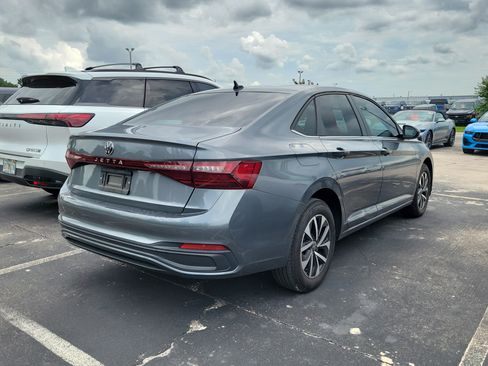 Used 2025 Volkswagen Jetta S FWD image 5