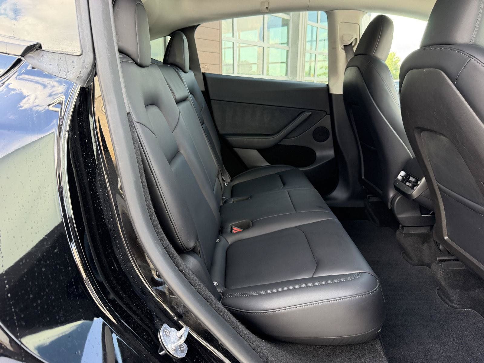 Used 2024 Tesla Model Y 2WD image 20
