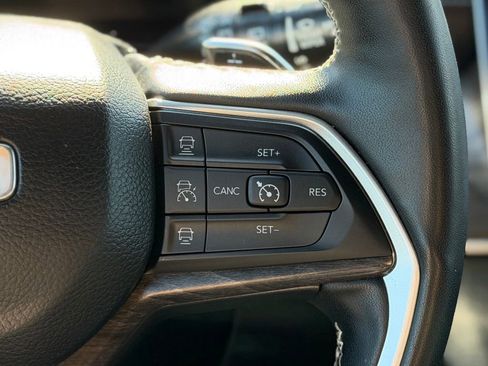 Used 2024 Jeep Grand Cherokee Limited 4xe AWD/4WD image 12